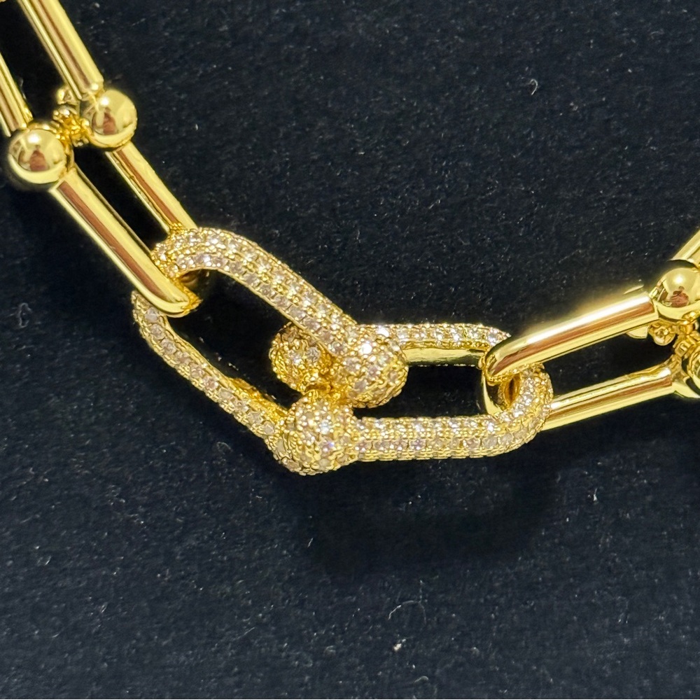 Gold Hardware Graduated 14K Gold Plated CZ Link Chain U Link luxury bracelet - Picture 3 of 6